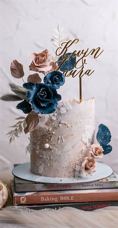 Wedding Cake Ideas For Elegant Cake With Dark Roses