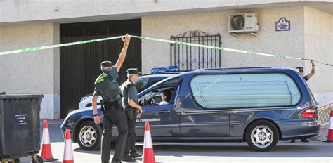 Un Hombre Mata A Sus Dos Nietos Menores Y Luego Se Suicida En Un Pueblo