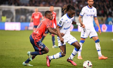 Aj Auxerre Ol Demb L Et Tolisso Tentent De Sauver L Quipe Sarr