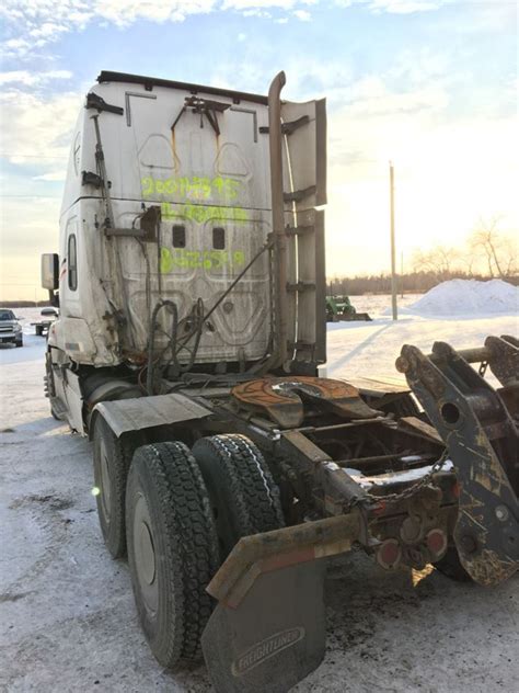 2016 Freightliner CASCADIA 125 EVOLUTION Truck For Parts For Sale