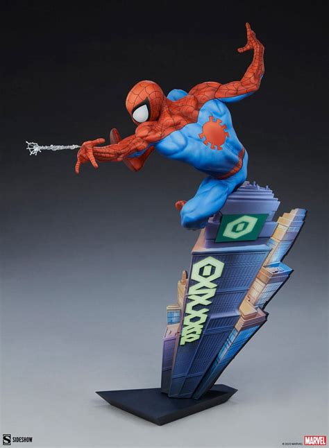 Sideshow Collectibles Spider Man Marvel Premium Format Statue By