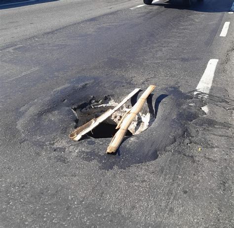 Alerta Bueiro Sem Tampa Na Avenida Brasil Causa Transtornos