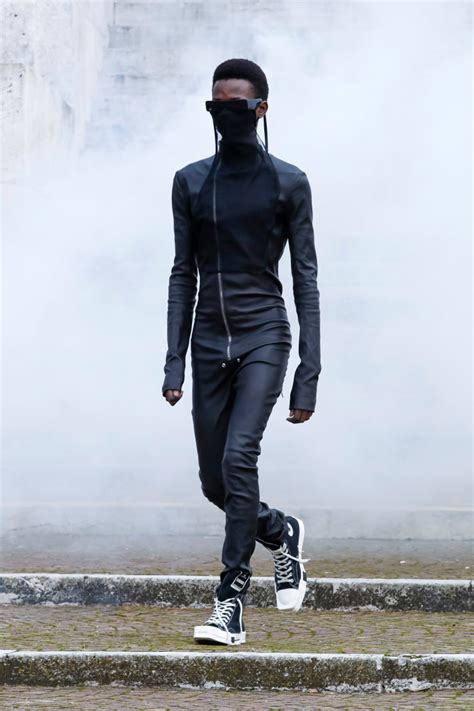 Rick Owens Menswear Fall 2021 Paris - Fashionably Male