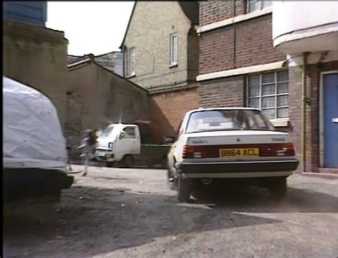 Imcdb Org Vauxhall Cavalier L Mkii In The Bill