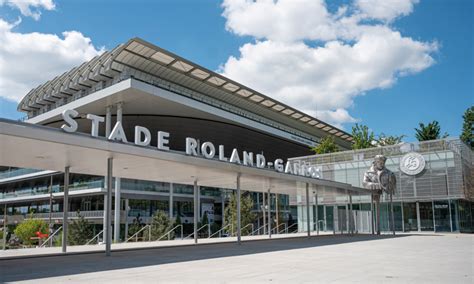 Guided backstage tour of the Roland-Garros Stadium, Paris