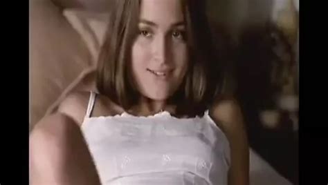 Luiza Ambiel Tomando Banho De Mangueira Porn Xhamster