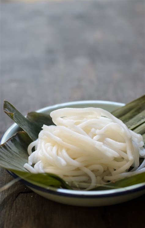 Homemade Rice Flour Laksa Noodles - Lisa's Lemony Kitchen