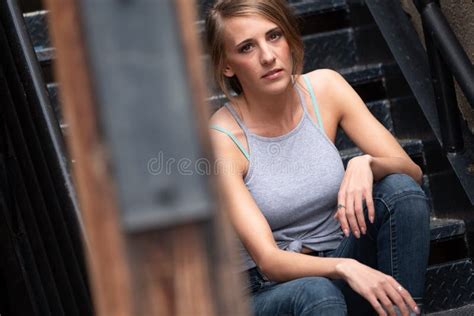 H Bsche Blonde M Dchenfrau Stockbild Bild Von Haar