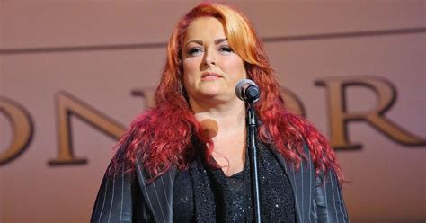 Wynonna Judd Biography - Facts, Childhood, Family Life & Achievements