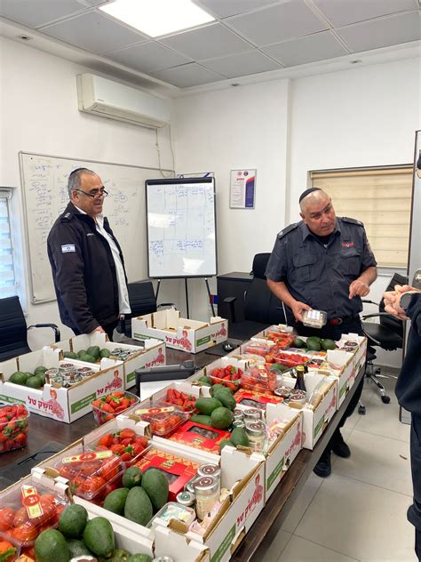 תחנת כיבוי אש אשדוד בשיתוף פעולה עם יחידת מתנדבים ביצרון חלקו משלוחי