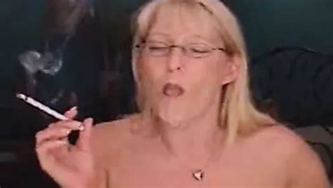 Free BBW Smoking Porn Videos XHamster