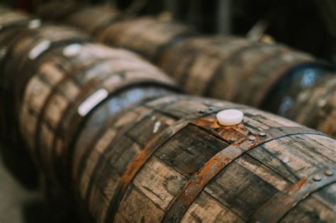 5 Best Wine Barrel Aged Beers To Drink Right Now The Manual