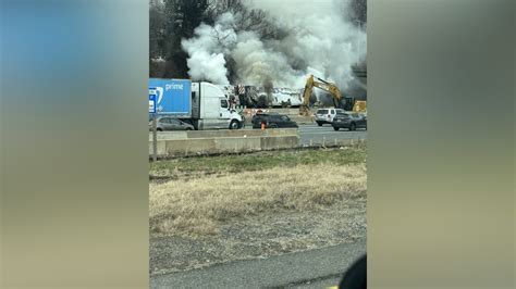 Tractor Trailer Fire On I 495 In Mclean Prompts Shut Down Of Southbound