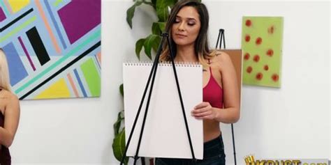 Teen Doing A Live Nude Model Drawing Leads To Sex With Him Tnaflix