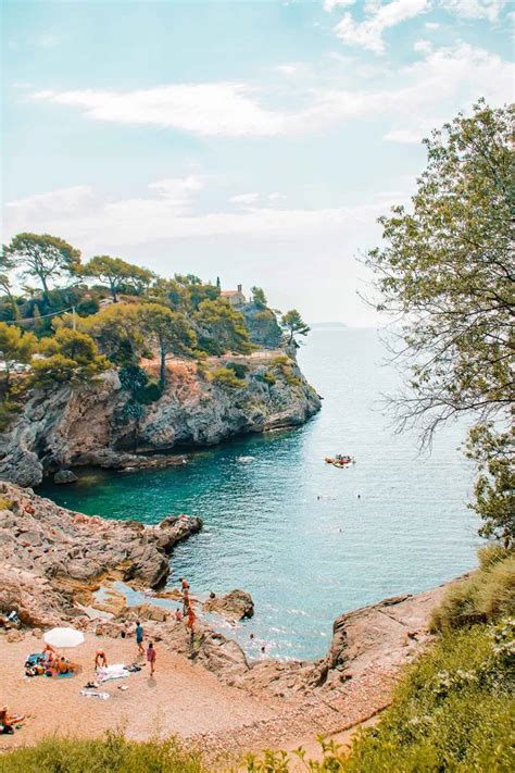 Toulon Le Cap Brun Est Particuli Rement Connu Pour La Jolie Chapelle