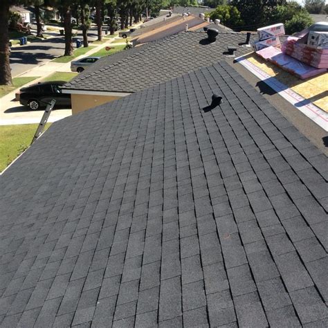 Asphalt shingles - Fullerton Roof Repairs