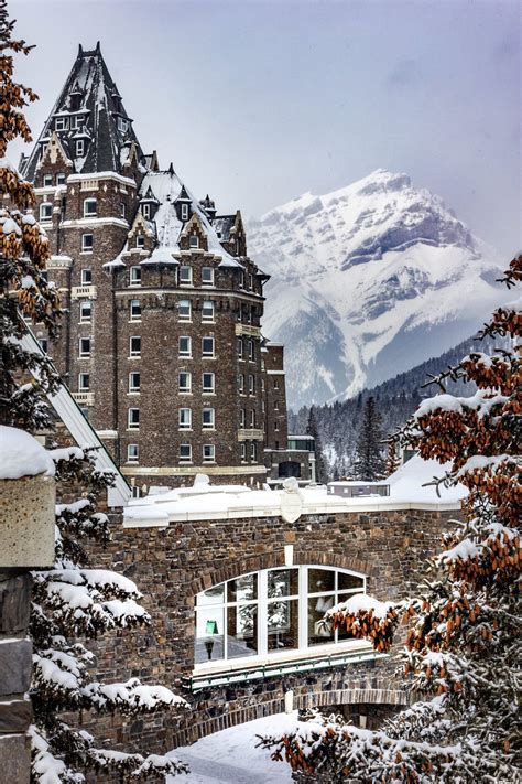 Banff Springs Hotel, Banff Hotel : r/winterporn