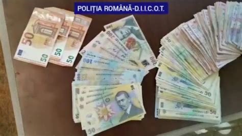 Operațiune de amploare în Dâmbovița 13 persoane duse la audieri după