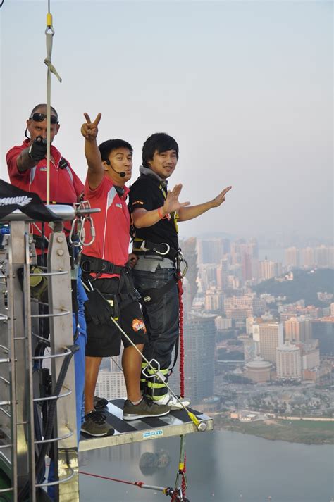 The Bungee Jump at Macau Tower | Lady & her Sweet Escapes