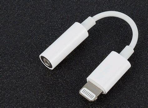 Подключение айфона в машине к магнитоле через AUX кабель, bluetooth или USB