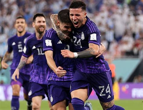 Messi Falló Un Penal Pero Igual Argentina Ganó 2 A 0 A Polonia Y Se