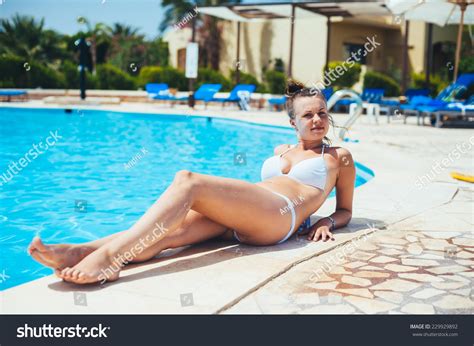 Sexy Blonde Woman Bikini Posing Swimming Stock Photo 229929892 Shutterstock