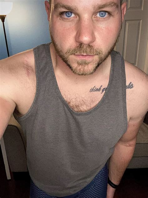 Hows Everyones Day Going Nudes Gaybrosgonemild NUDE PICS ORG