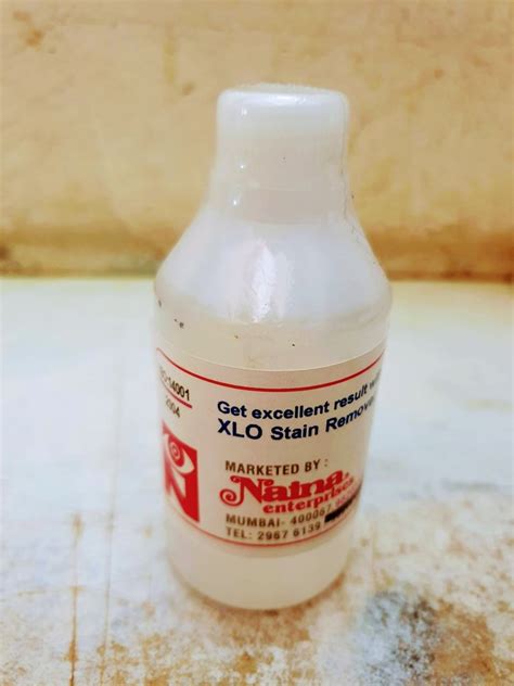 Reducing Type Naina S XLO Stain Remover Packaging Type Bottle