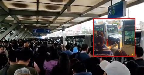 Metropolitano Reportan Bus Malogrado Y Largas Colas En Terminal