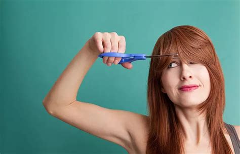 How To Fix Hair Breakage At The Crown