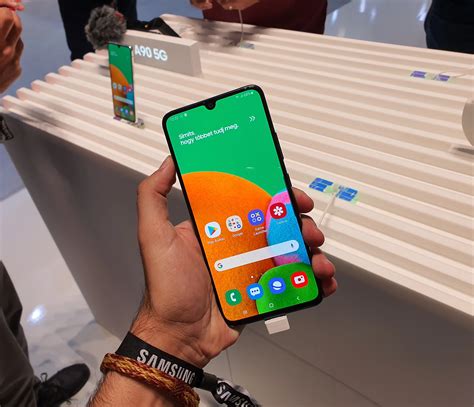 Samsung Galaxy A90 Prix Fiche Technique Test Et Actualité Smartphones Frandroid