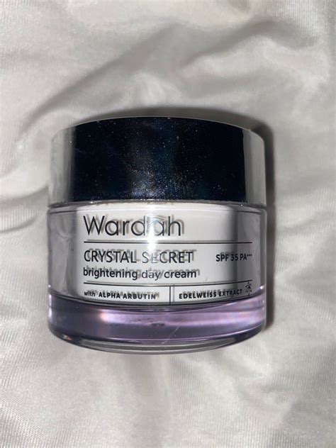 FREE SHIPPING WARDAH CRYSTAL SECRET BRIGHTENING DAY CREAM SPF 35