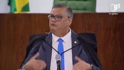 Dino V Pandemia De Inc Ndios Florestais E D Dias Para Amplia O