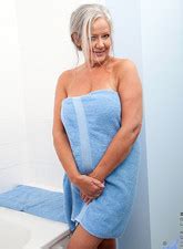 April Thomas Show Off Her Big Twins MILF Fox