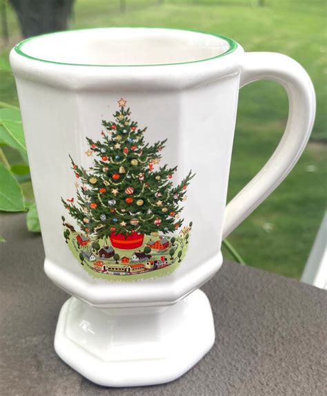 Vintage Christmas Mugs White Set Of Tree Pfaltzgraff Heritage