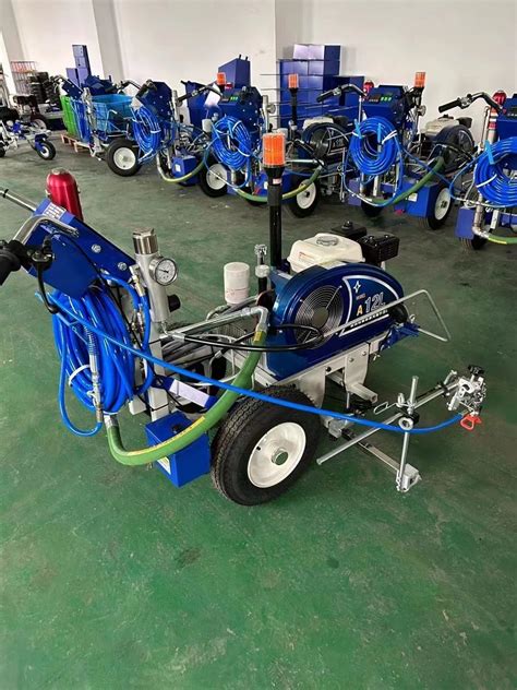 Road Line Equipment Liter Hydraulic Double Gun Cold Spray Line