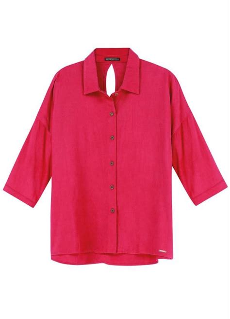 Camisete Confeccionada Em Viscose Sarjada Modelo Possui Parte