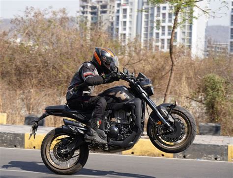 Zontes Gk Road Test Review Bike India