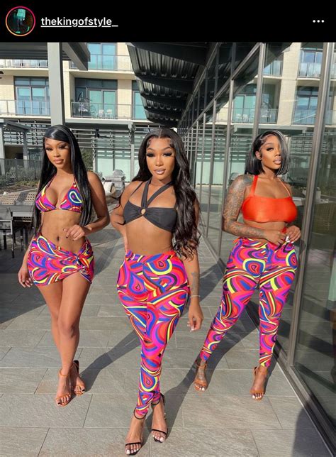 Rochelle Humes Dons A Green Bikini Top During Dubai Getaway Artofit