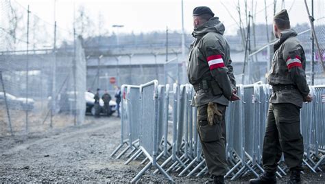 Fl Chtlinge Sterreich Will Notfalls Soldaten Auf Den Balkan Schicken