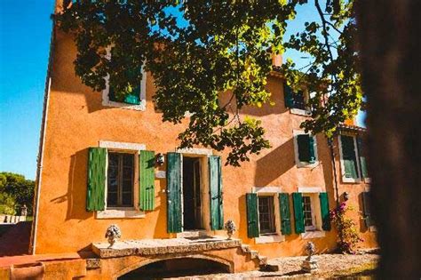 Château Cicéron Oenotourisme et Jardin des Vignes Rares en Corbières