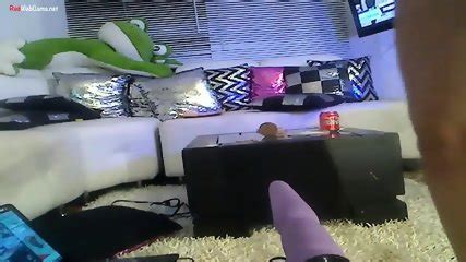 Brunette Latina On Webcam Love Her Strapon RedWebCams Net