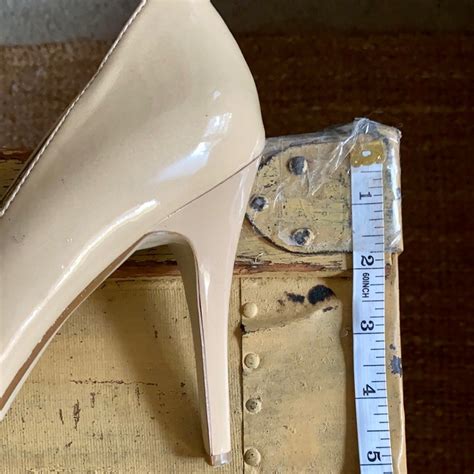 Nine West Nude Patent Leather Peep High Heel Aa Gem