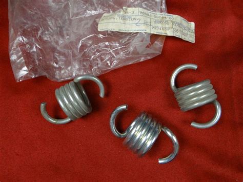 3 Yamaha Springs Stand NOS 1966 82 YR1 YR2 R3 XS TX 360 400 500