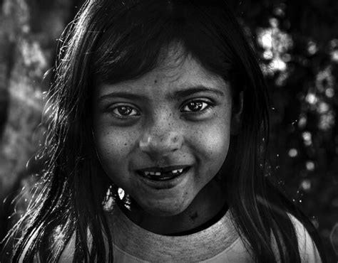 Premium Photo Close Up Portrait Of Smiling Girl Outdoors