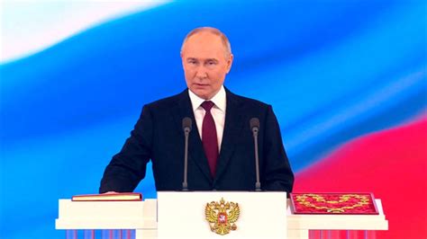 Vladimir Putin Dilantik Jadi Presiden Rusia Untuk Kelima Kalinya