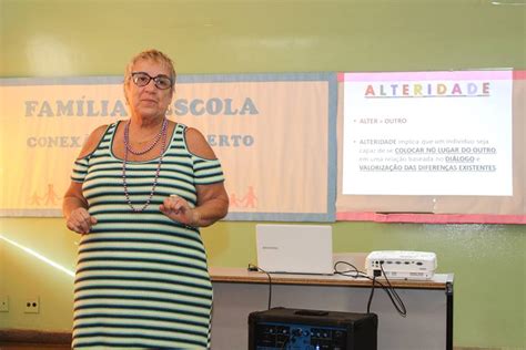 Alunos Do Ciep De Arrozal Participam De Palestras Sobre Adolesc Ncia