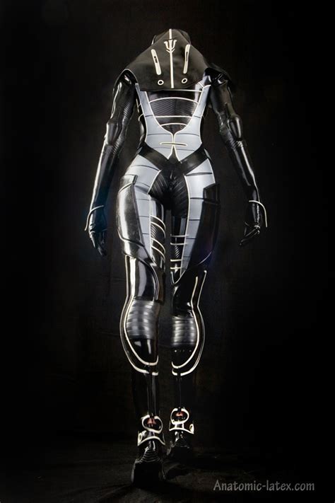 Mass Effect Kasumi Catsuit Of Anatomic Latex Anatomic Latexがゲームmass Effectのカスミキャットスーツをリリース