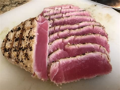 Seared Bluefin Tuna Steak [homemade] : r/PrettyFood