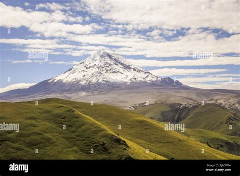 El Volc N Chimborazo En Ecuador Con Metros Sobre El Nivel Del Mar